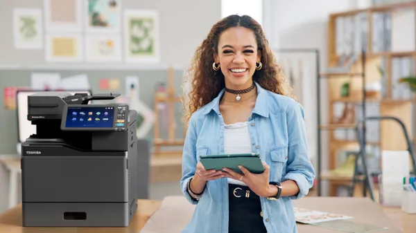 Toshiba e-STUDIO 401AC multifunction printer in use